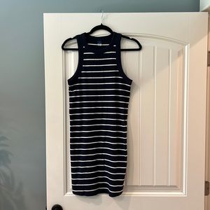 NWOT Old Navy Stripped Navy/White form fitting stretch mini Dress, Size: L
